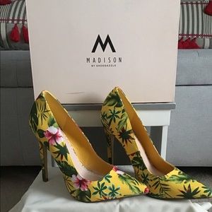 Yellow Multi Color high heel Pump